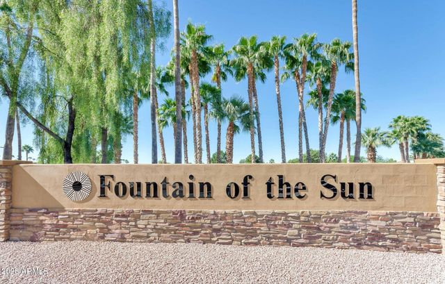 8230 E CORALBELL Circle, Mesa, AZ 85208