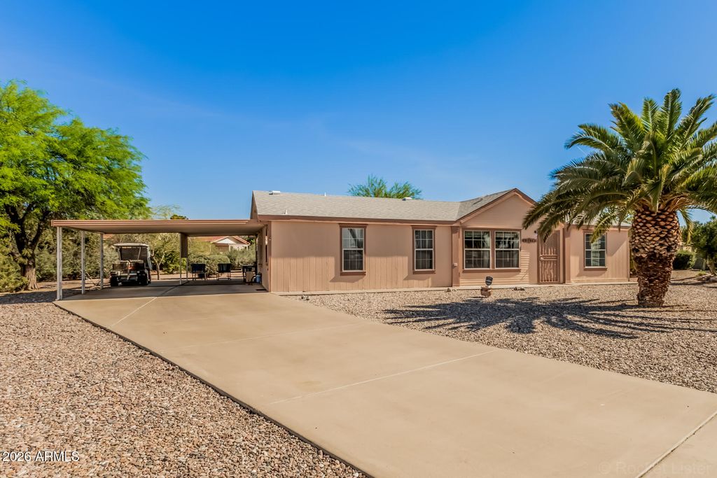 8230 E CORALBELL Circle, Mesa, AZ 85208