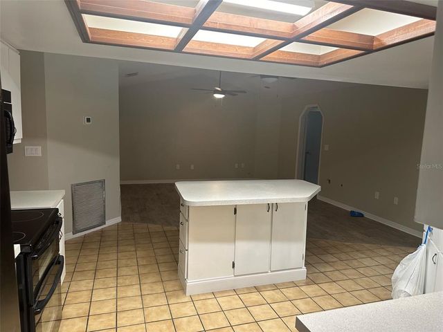510 SIMPSON ROAD, Kissimmee, FL 34744