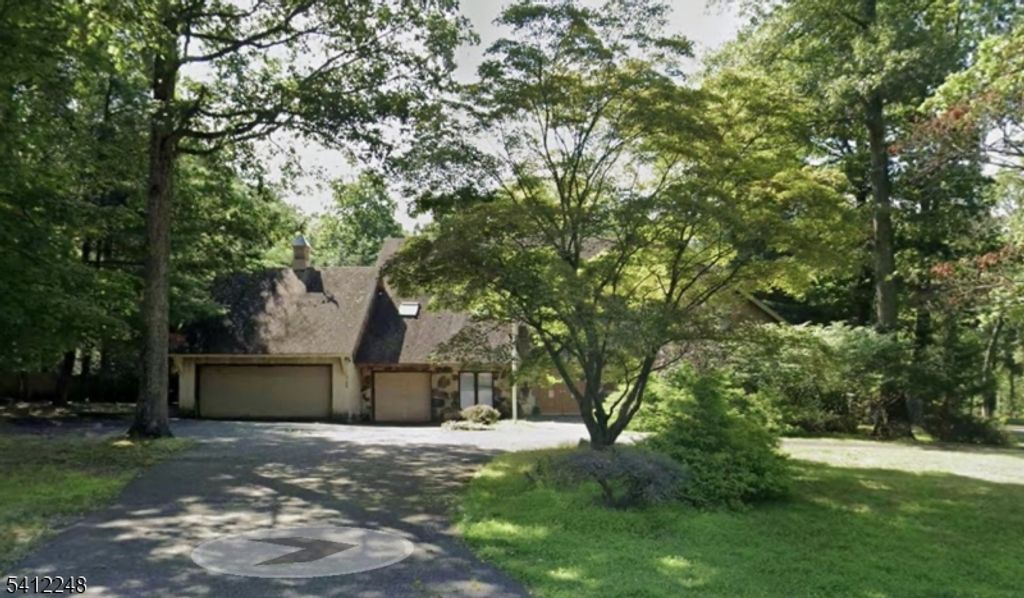 793 Iron Latch Rd, Franklin Lakes Boro, NJ 07417