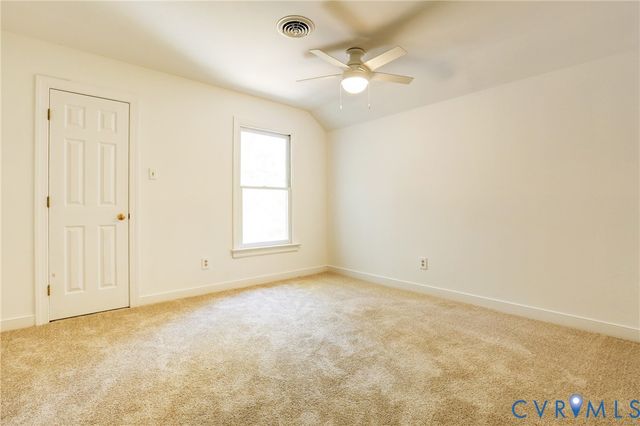 9357 Charter Crossing Dr, Mechanicsville, VA 23116