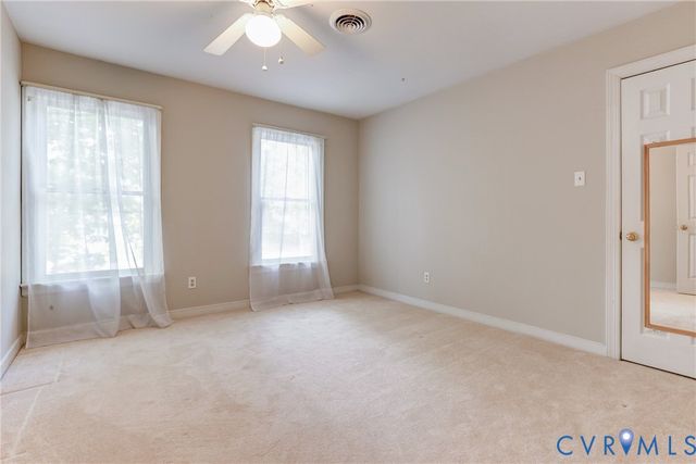 9357 Charter Crossing Dr, Mechanicsville, VA 23116