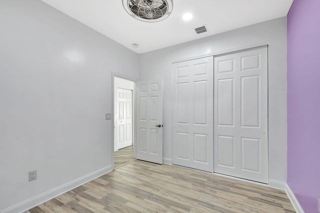 6172 Oak Bluff Way, Lake Worth, FL 33467