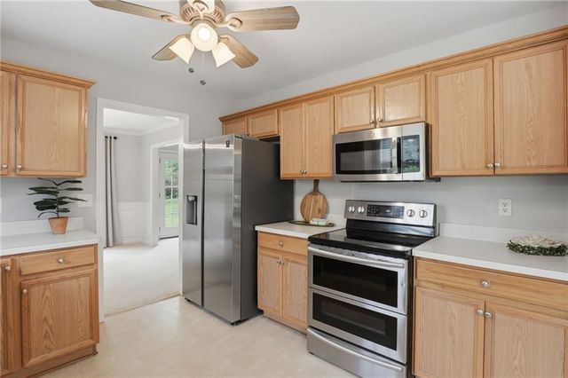 8790 Baycreek Lane, Gainesville, GA 30506