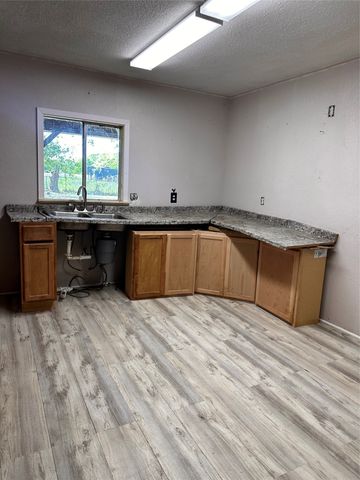 8348 FM 2860, Oak Grove, TX 75142