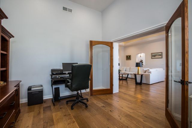 13 Quail Meadow Road, Placitas, NM 87043