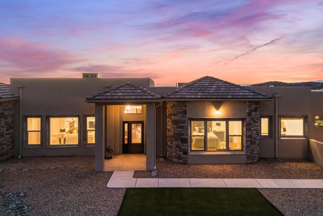 13 Quail Meadow Road, Placitas, NM 87043