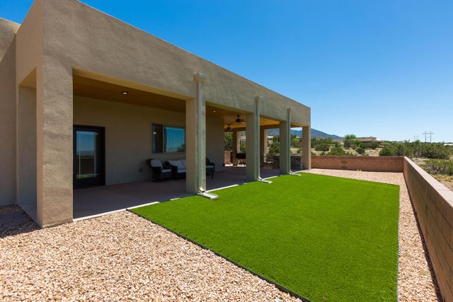 13 Quail Meadow Road, Placitas, NM 87043
