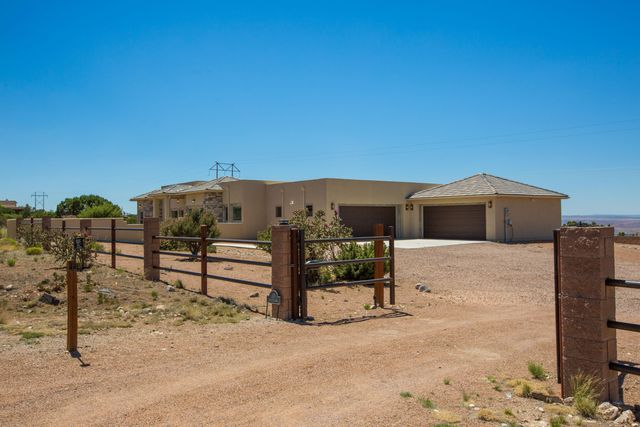 13 Quail Meadow Road, Placitas, NM 87043