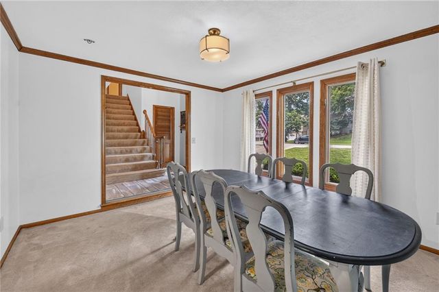 5129 NW Walden Drive, Kansas City, MO 64151