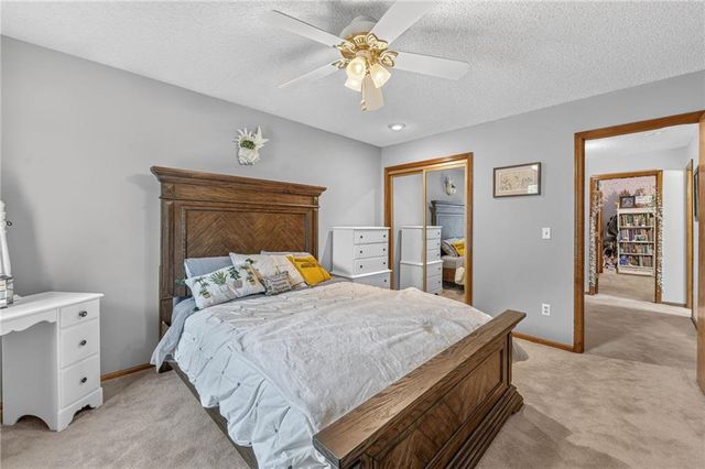 5129 NW Walden Drive, Kansas City, MO 64151