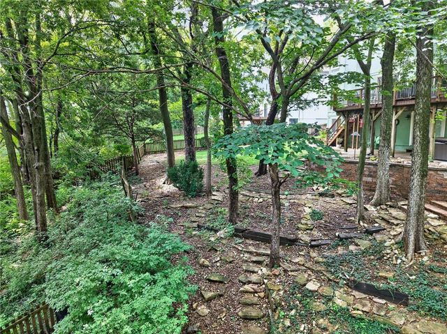 5129 NW Walden Drive, Kansas City, MO 64151