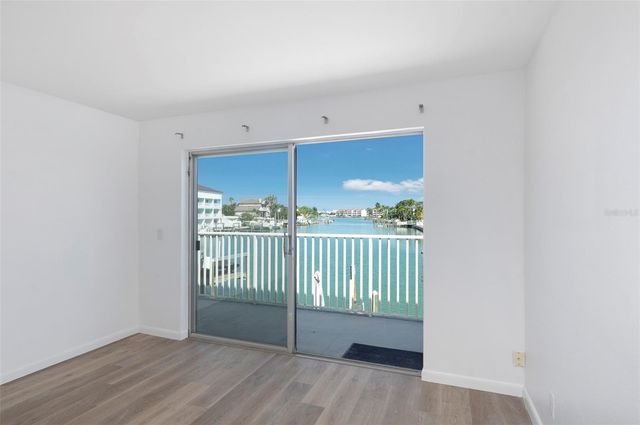 164 117TH AVENUE 4, Treasure Island, FL 33706