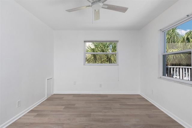 164 117TH AVENUE 4, Treasure Island, FL 33706