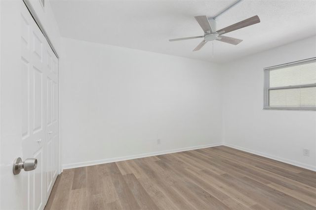 164 117TH AVENUE 4, Treasure Island, FL 33706