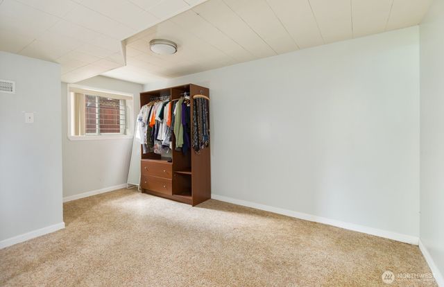 2114 SW 322nd Street, Federal Way, WA 98023