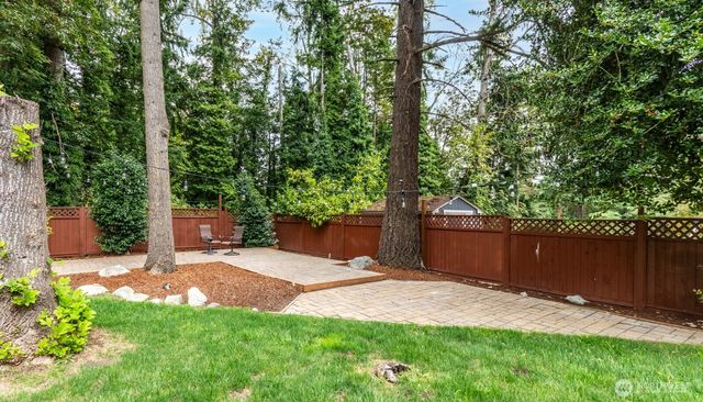 2114 SW 322nd Street, Federal Way, WA 98023