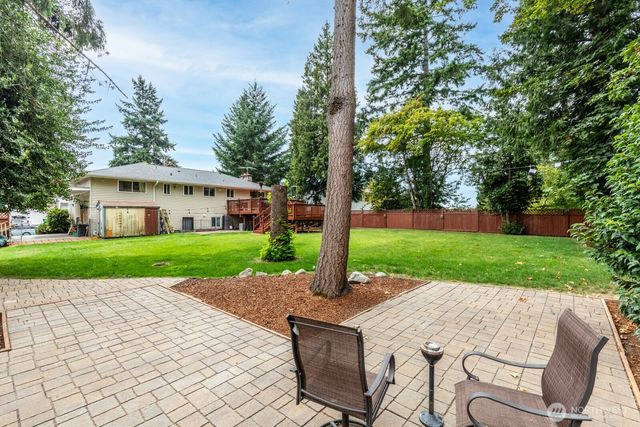 2114 SW 322nd Street, Federal Way, WA 98023