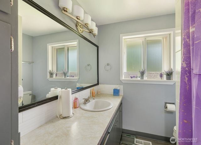 2114 SW 322nd Street, Federal Way, WA 98023