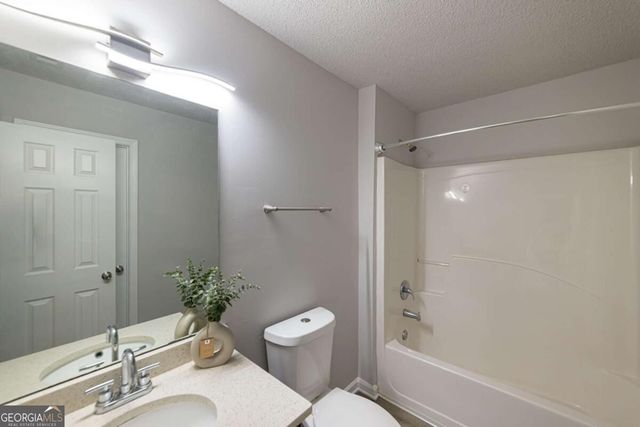 596 Vaughan Drive, Hampton, GA 30228