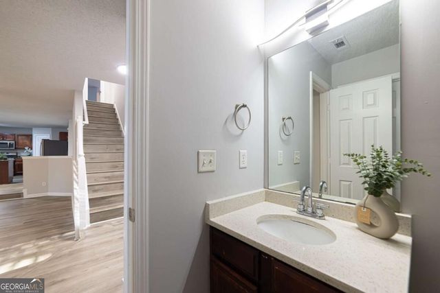 596 Vaughan Drive, Hampton, GA 30228