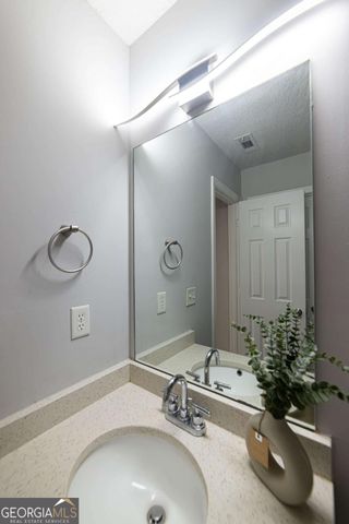 596 Vaughan Drive, Hampton, GA 30228