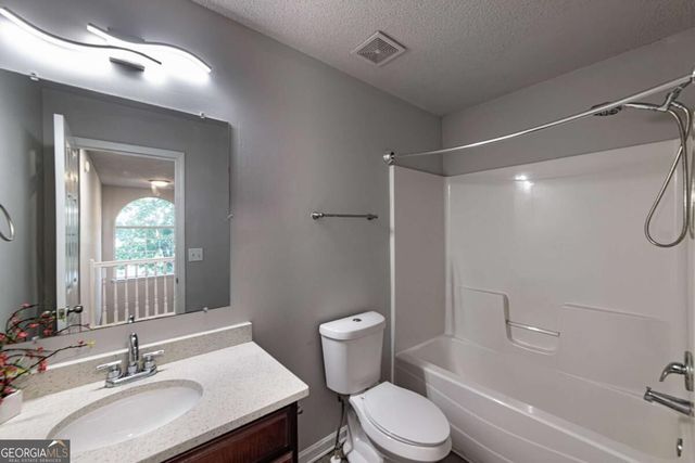 596 Vaughan Drive, Hampton, GA 30228