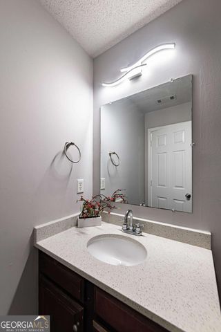 596 Vaughan Drive, Hampton, GA 30228