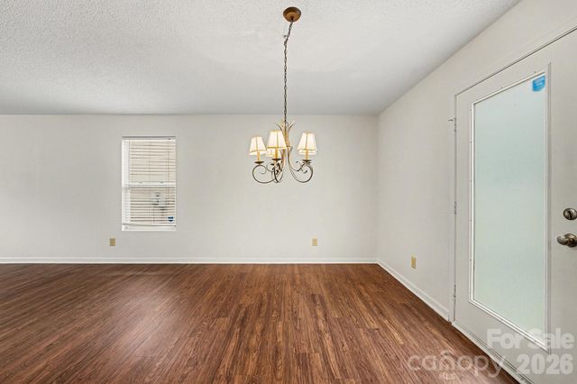 1456 Prairie Valley Drive, Charlotte, NC 28269