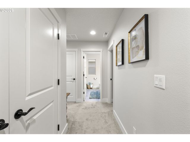 10335 Nw 292ND Ave, North Plains, OR 97133