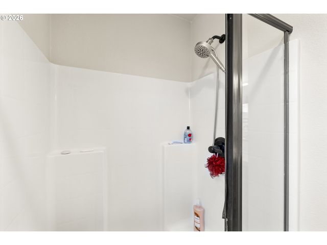 10335 Nw 292ND Ave, North Plains, OR 97133