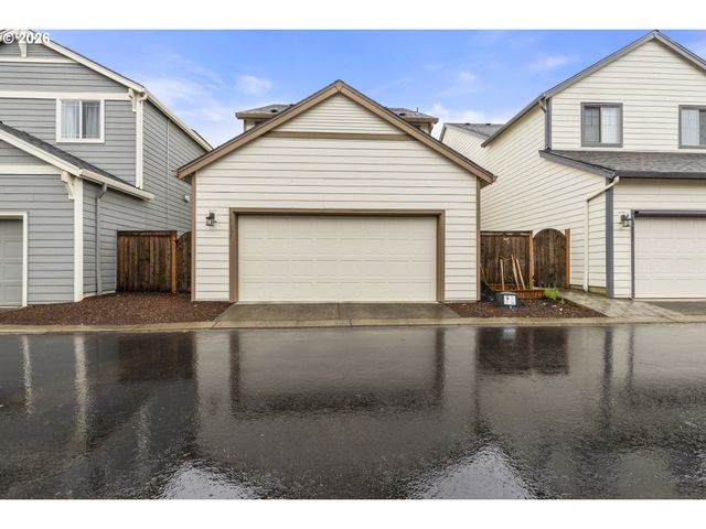 10335 Nw 292ND Ave, North Plains, OR 97133