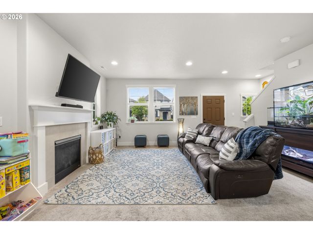 10335 Nw 292ND Ave, North Plains, OR 97133