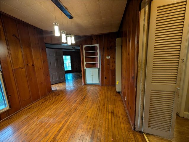 225 Glendale Dr, Corpus Christi, TX 78404