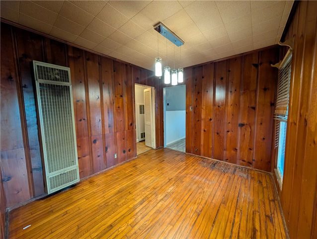 225 Glendale Dr, Corpus Christi, TX 78404