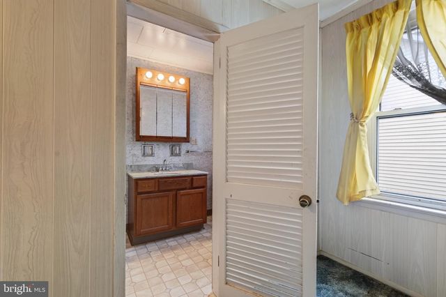 482 MARIAN AVE, Tamaqua, PA 18252