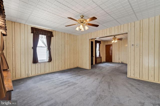 482 MARIAN AVE, Tamaqua, PA 18252