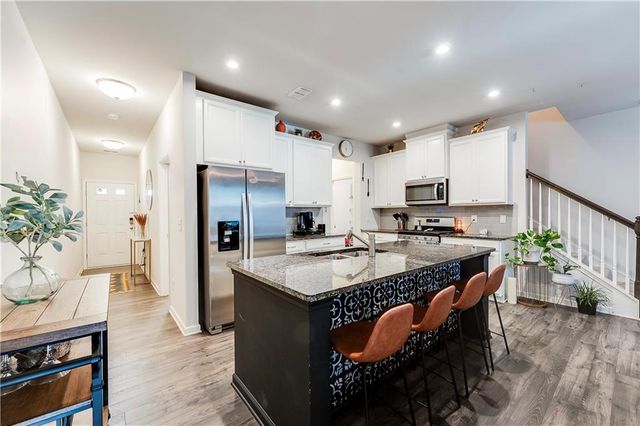 6167 Centennial Run, Atlanta, GA 30349