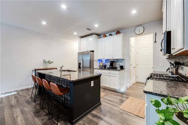 6167 Centennial Run, Atlanta, GA 30349