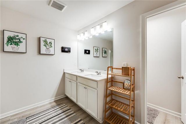 6167 Centennial Run, Atlanta, GA 30349