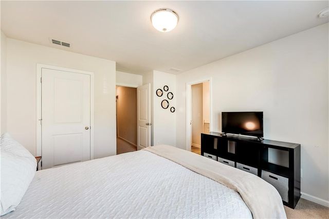 6167 Centennial Run, Atlanta, GA 30349