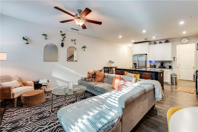 6167 Centennial Run, Atlanta, GA 30349