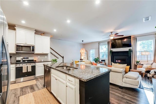6167 Centennial Run, Atlanta, GA 30349