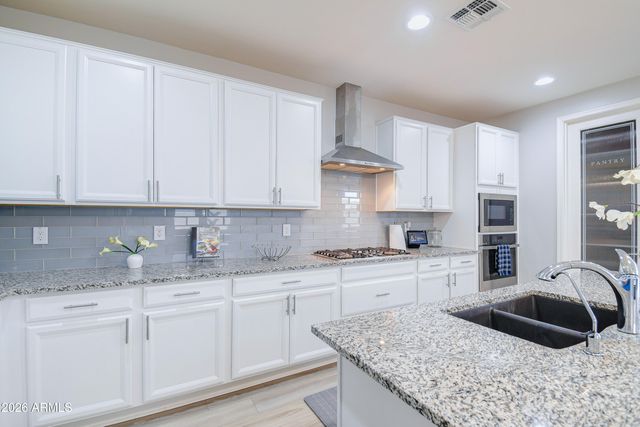 3475 W DREAMY DRAW Drive, San Tan Valley, AZ 85144