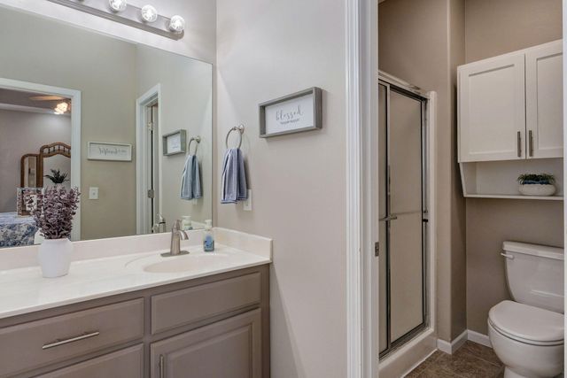 5723 S Parkhill Avenue, Springfield, MO 65810