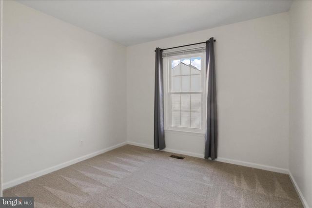 8601 RAGLAN RD, Vienna, VA 22182