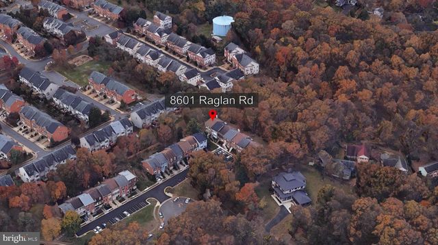 8601 RAGLAN RD, Vienna, VA 22182