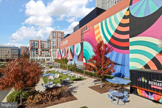 8601 RAGLAN RD, Vienna, VA 22182