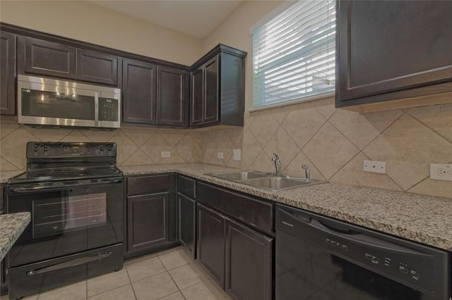 126 Fire Island DR, Pflugerville, TX 78660