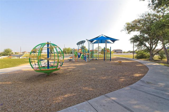 126 Fire Island DR, Pflugerville, TX 78660